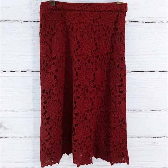 ZARA💫Women’s Burgundy Crochet Lace Overlay Mid Length Skirt - Picture 1 of 11